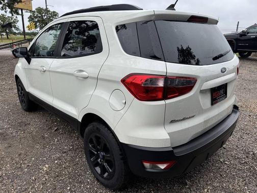 White 2020 Ford EcoSport SE 4dr Crossover