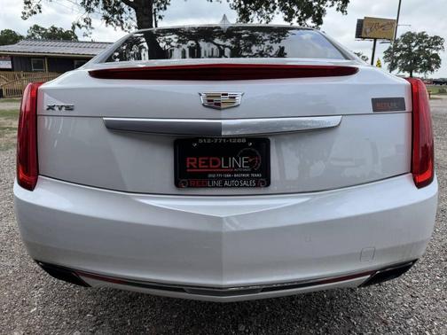 White 2016 Cadillac XTS Luxury