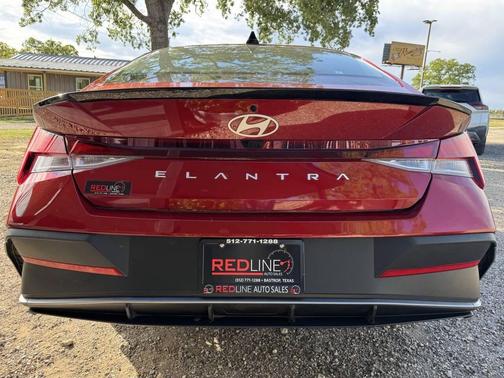 2025 Hyundai ELANTRA Sport