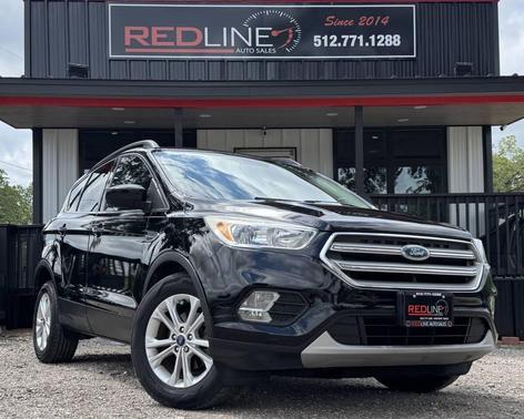 Black 2018 Ford Escape SE