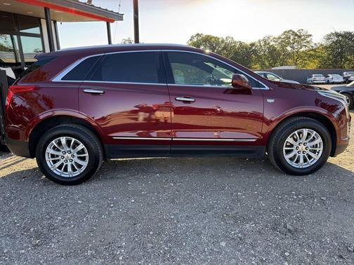 2017 Cadillac XT5 Base