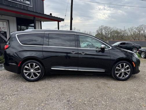 2017 Chrysler Pacifica Limited