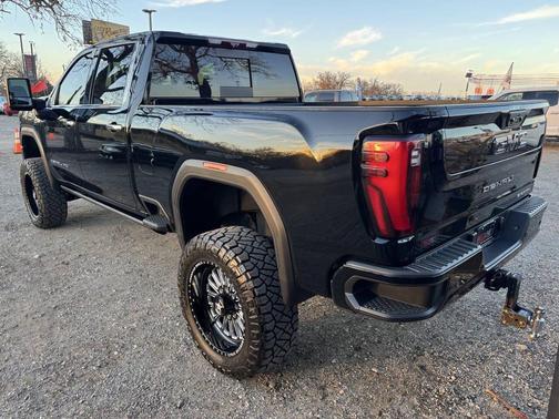 2024 GMC Sierra 2500 Denali Ultimate