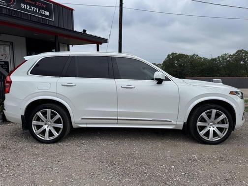 White 2018 Volvo XC90 T6 Inscription