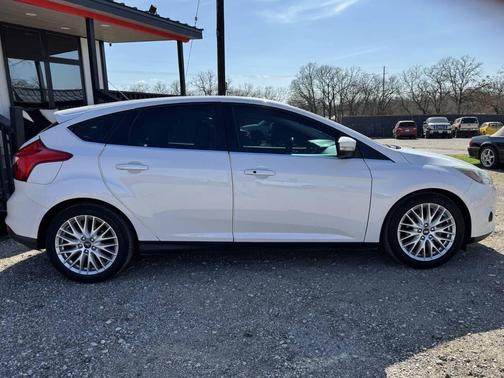 White 2013 Ford Focus Titanium