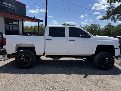 White 2018 Chevrolet Silverado 1500 Custom