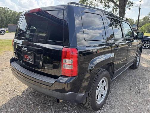 Black 2014 Jeep Patriot Sport