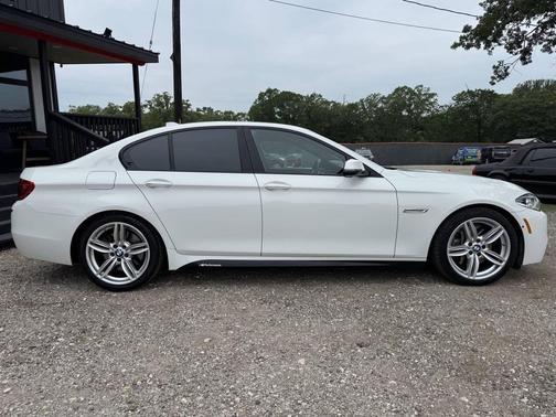 White 2015 BMW 550 550i 4dr Sedan