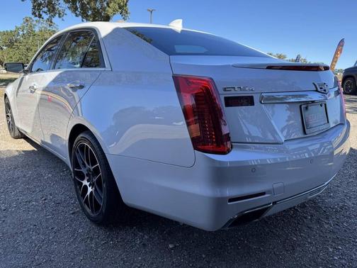 2016 Cadillac CTS 2.0L Turbo Luxury