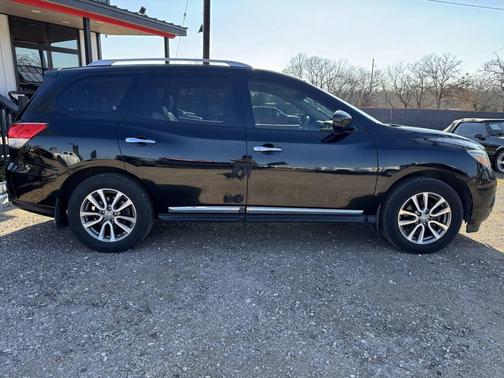 2014 Nissan Pathfinder SL