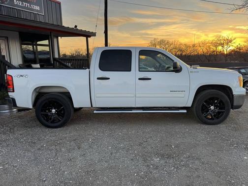 2011 GMC Sierra 1500 Hybrid Base 4x4 4dr Crew Cab 5.8 ft. SB w/3HA