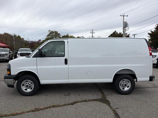 White 2026 GMC Savana 2500 Work Van