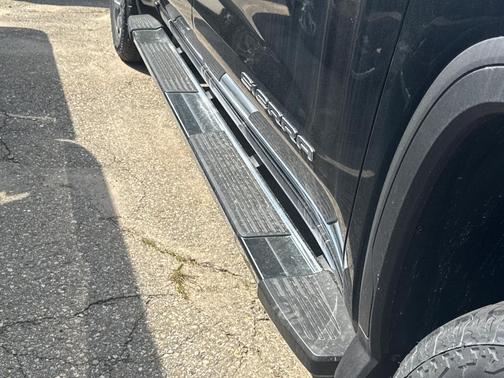 Black 2026 GMC Sierra 1500 SLE