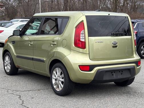 2013 Kia Soul +