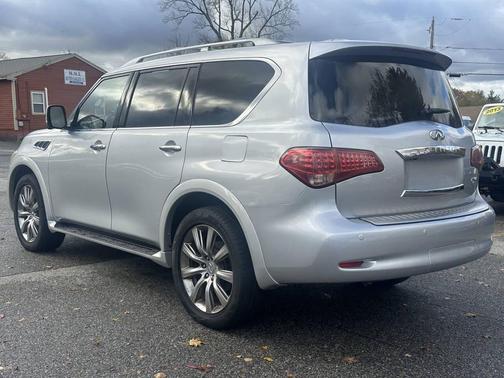 2013 INFINITI QX56 Base