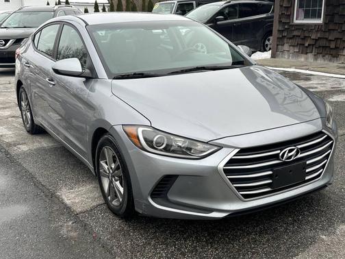 2017 Hyundai ELANTRA SE Value Edition