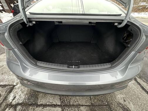 2017 Hyundai ELANTRA SE Value Edition