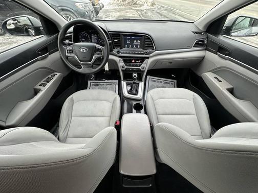 2017 Hyundai ELANTRA SE Value Edition