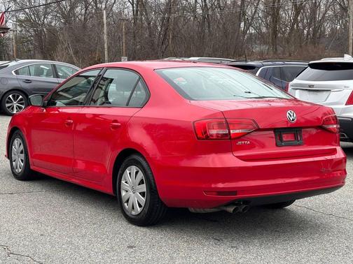 2015 Volkswagen Jetta 2.0L S