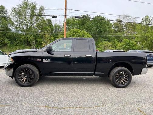 Black 2014 RAM 1500 SLT