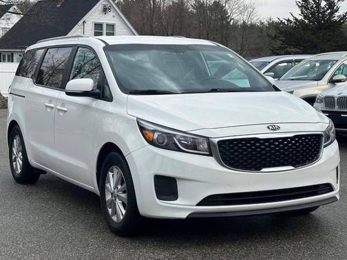 2016 Kia Sedona LX