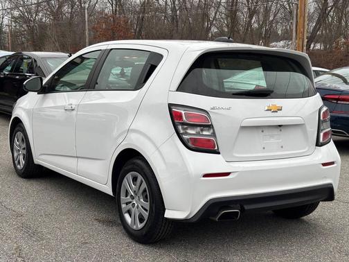 2018 Chevrolet Sonic LT