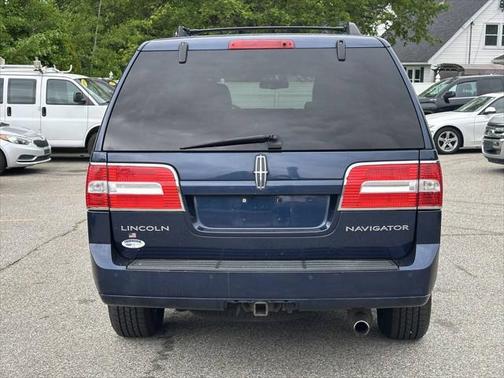 2014 Lincoln Navigator Base