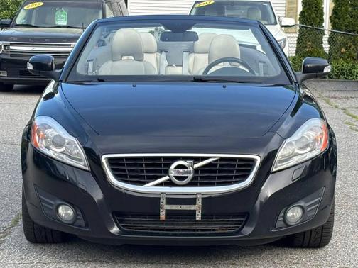 Black 2012 Volvo C70 T5 Platinum