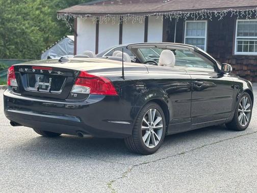 Black 2012 Volvo C70 T5 Platinum