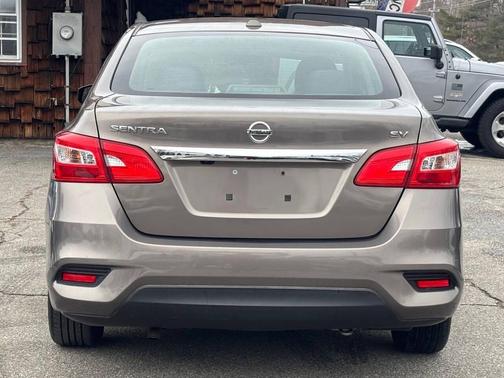 2016 Nissan Sentra SV