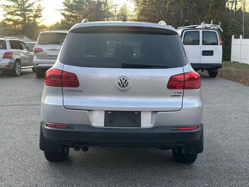 2017 Volkswagen Tiguan 2.0T Wolfsburg Edition
