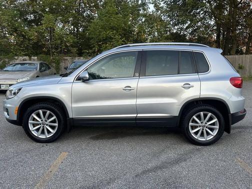 2017 Volkswagen Tiguan 2.0T Wolfsburg Edition