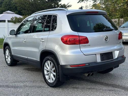 2017 Volkswagen Tiguan 2.0T Wolfsburg Edition
