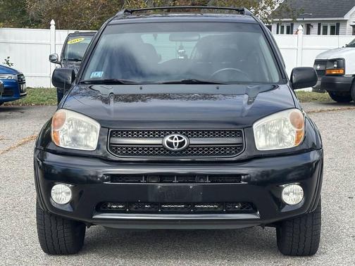 2005 Toyota RAV4 Base