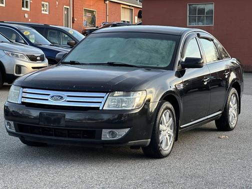 2009 Ford Taurus SE