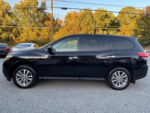 2014 Nissan Pathfinder S
