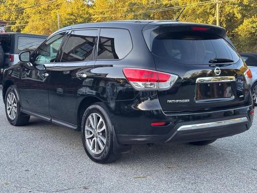 2014 Nissan Pathfinder S
