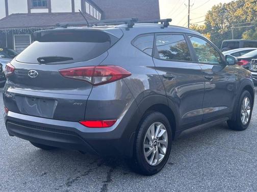 2016 Hyundai TUCSON SE
