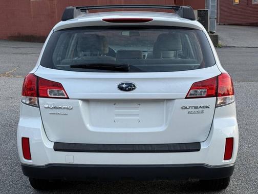2014 Subaru Outback 2.5i
