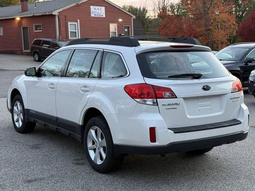 2014 Subaru Outback 2.5i
