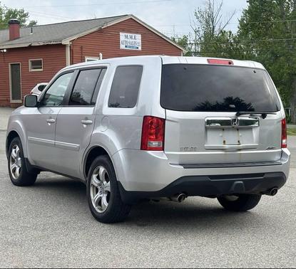 Alabaster Silver Metallic 2013 Honda Pilot EX-L