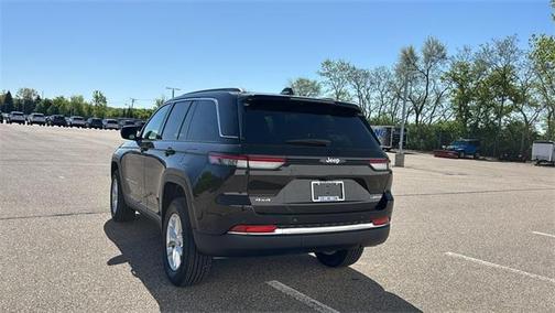 2025 Jeep Grand Cherokee Laredo X