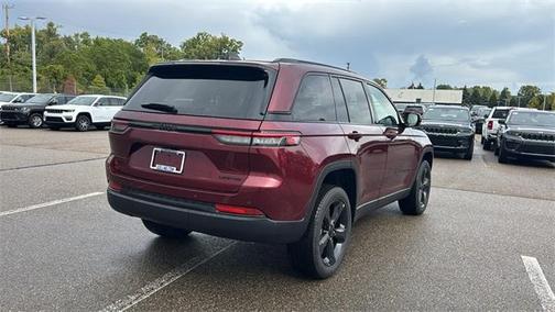 2025 Jeep Grand Cherokee Limited