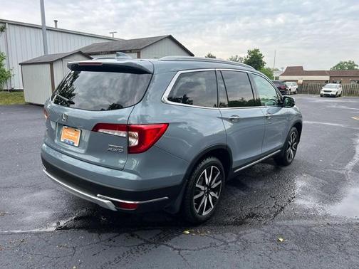 2022 Honda Pilot Touring 7-Passenger