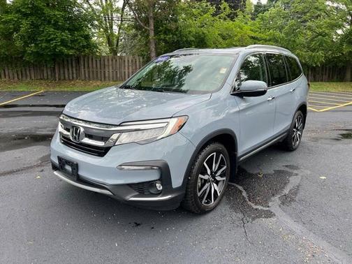 2022 Honda Pilot Touring 7-Passenger