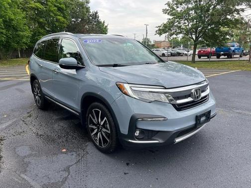 2022 Honda Pilot Touring 7-Passenger