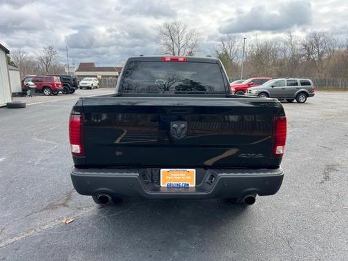 2024 RAM 1500 Classic SLT