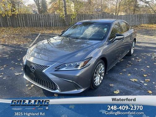 2019 Lexus ES 300h Luxury