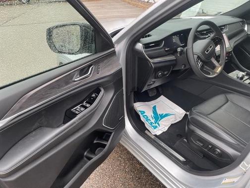 2024 Jeep Grand Cherokee L Overland