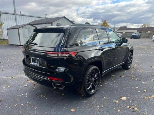 2025 Jeep Grand Cherokee 4xe Base